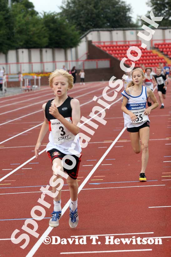 Boys and girls under-11s 600 metres at the Gateshead Tartan Games Open.
